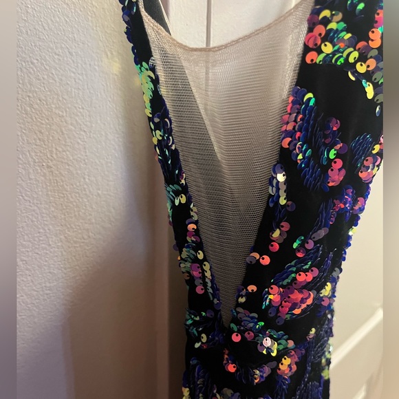 Elegant Sequin Prom Dress - Multicolor - Picture 6 of 9